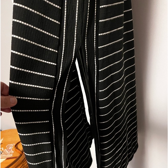 Max Studio Small Maxi Dress Black/White - Picture 3 of 7